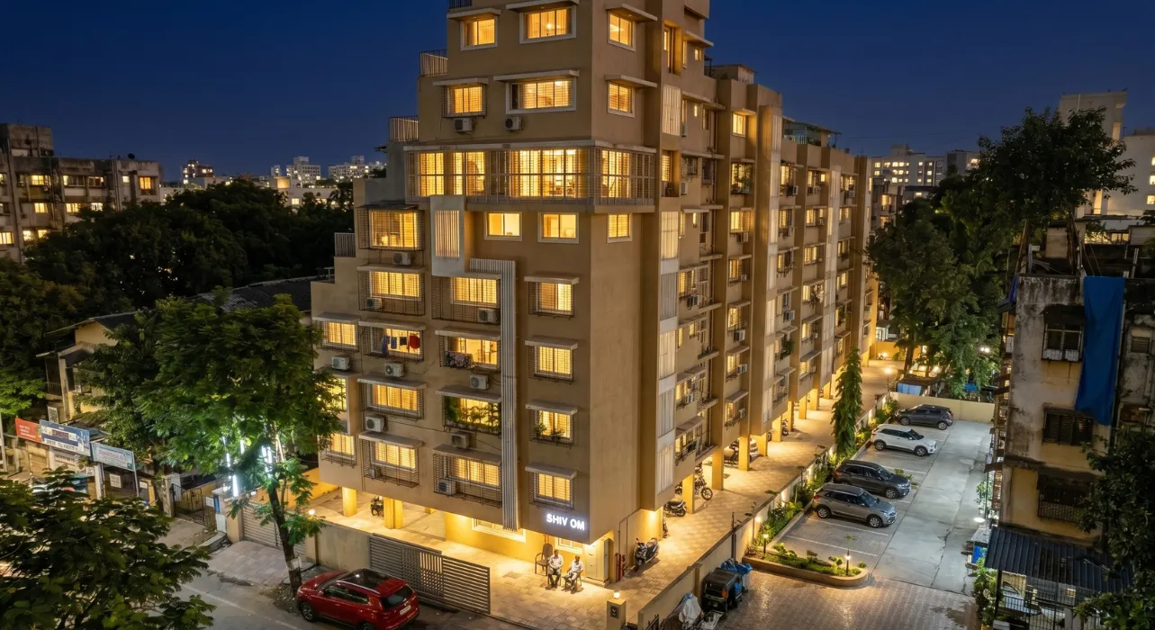 Professionally managed stays in Khar West, Mumbai