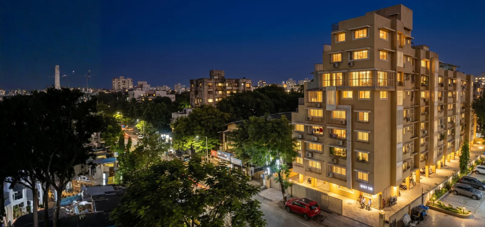 Rudraya Homes serviced apartment building in Khar West, Mumbai