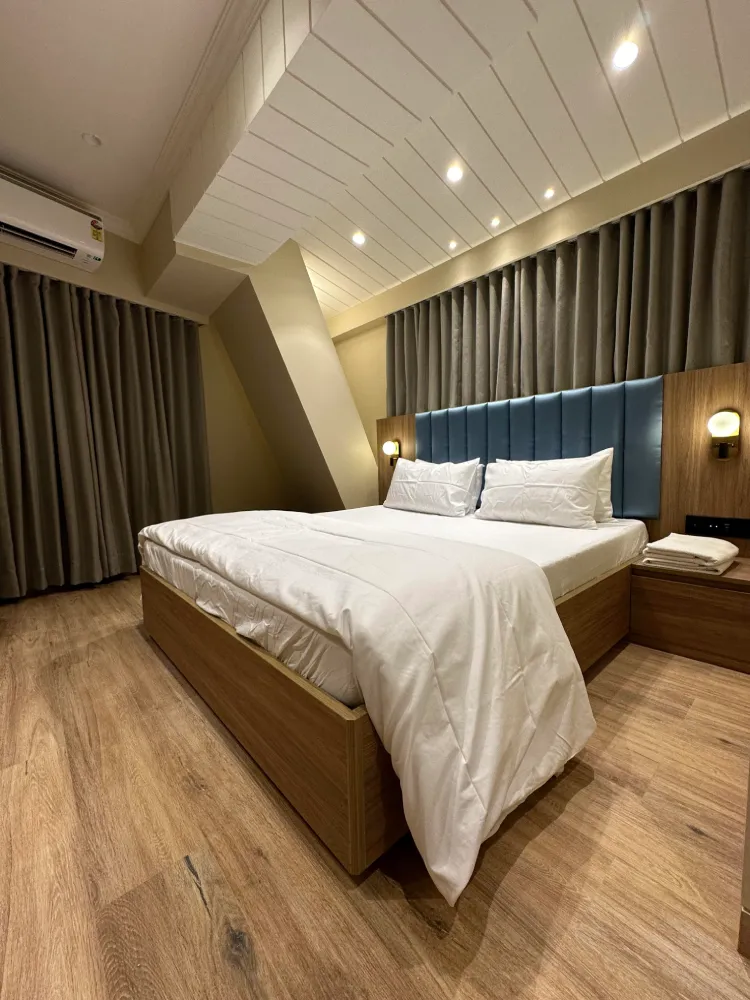 small flats bkc
