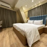 studio flats bandra west