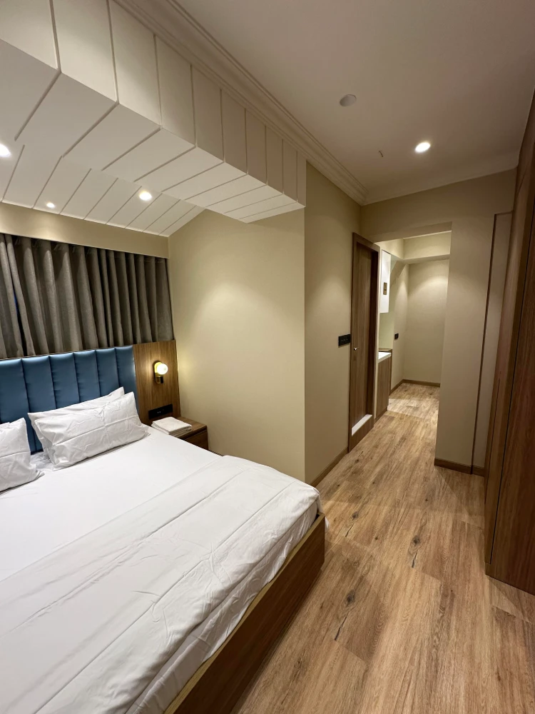 studio for rent bandra