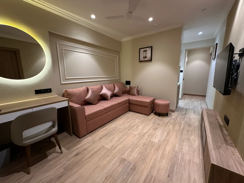luxury studio apartment in Mumbai