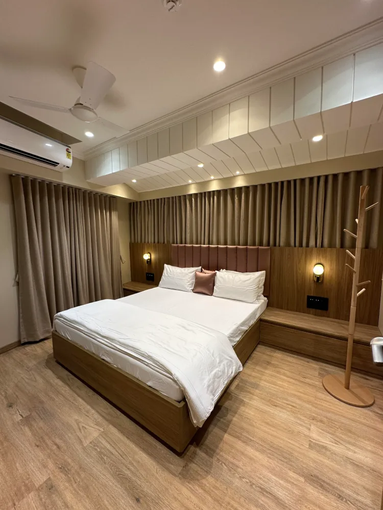 small furnished flat in Khar West, Mumbai